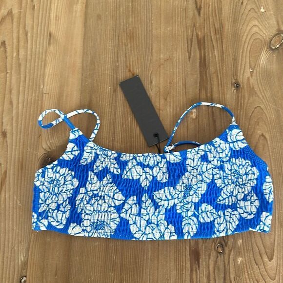 TRIANGL TOP ONLY INESA ARIZONA LEAVES NEW WITH TAGS NO BAG - Picture 3 of 8